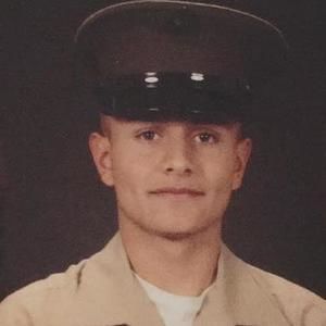 Meet your Posher, Cesar